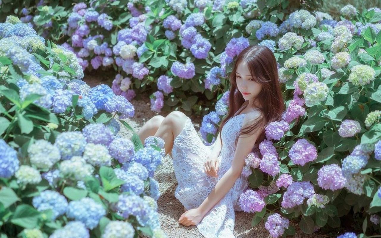 中国花样滑冰俱乐部联赛第二站比赛在哈尔滨开赛 赵宏博到场观赛